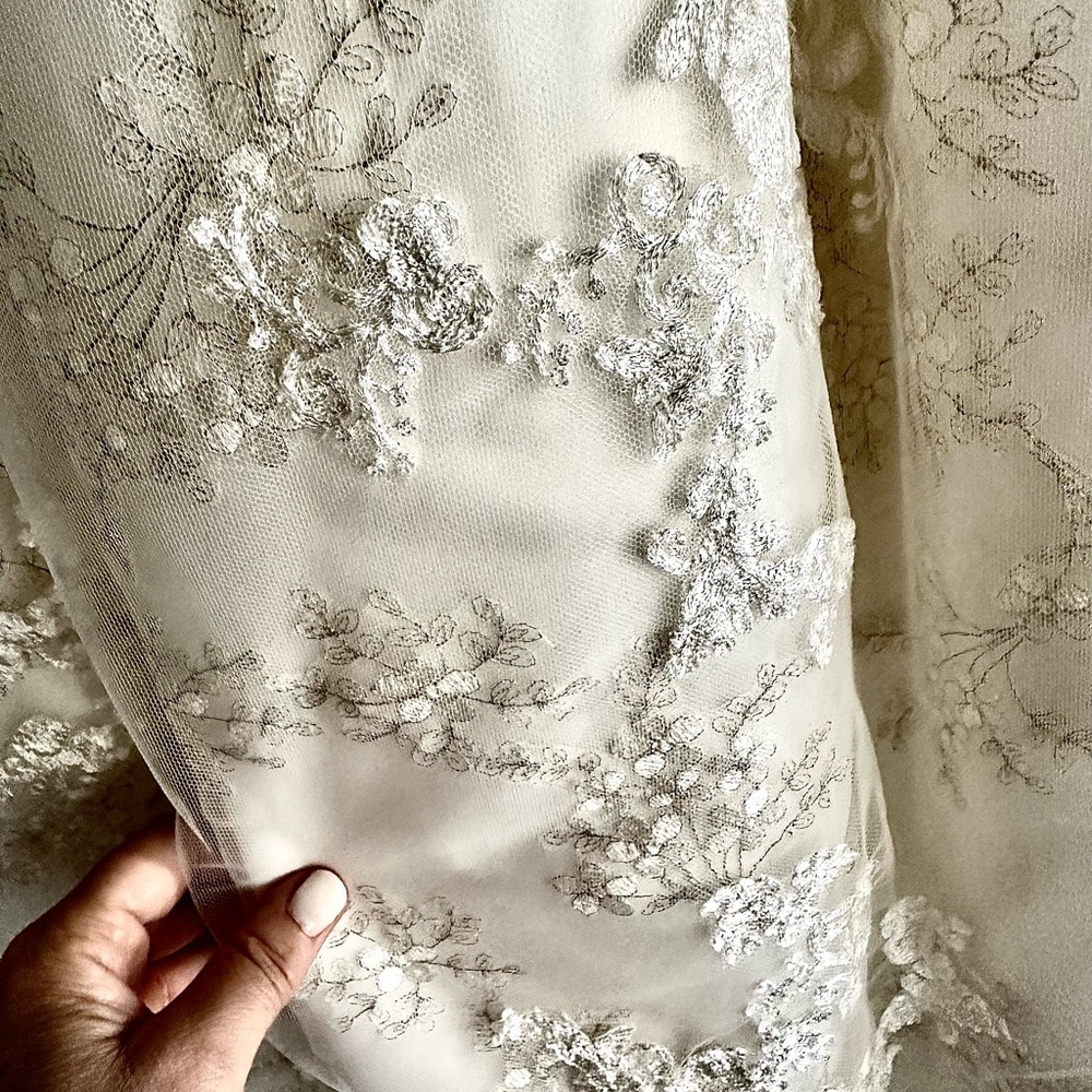 Casablanca bridal wedding dress size 8 retail $1500 new tags - Picture 6 of 11